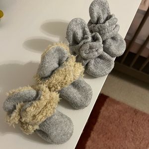 Zutano 0-3mo. 2 pairs